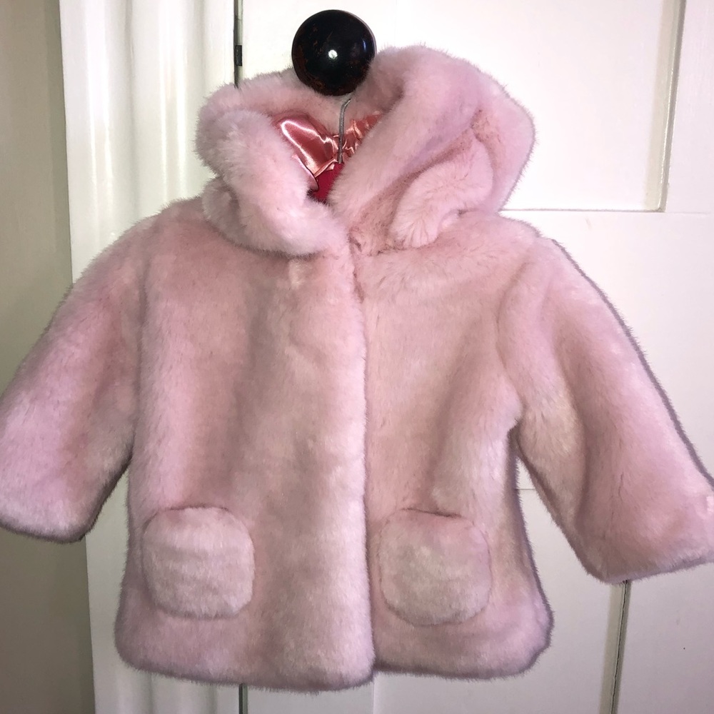 Hanna Andersson faux fur coat. Size 70. Tags on!